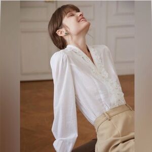 Simple Retro - cotton and lace blouse